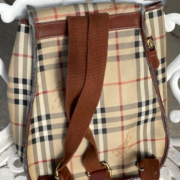 Burberry Small Women's backpack. Very good condition. - Picture 2 of 7